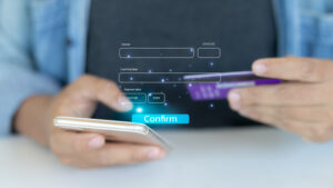 Read more about the article Comparing Payment Merchants for Online Shops: Which One Is Right for You?